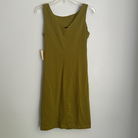 NWT Jonathan Martin Dress green embellished size 6 - Picture 5 of 8